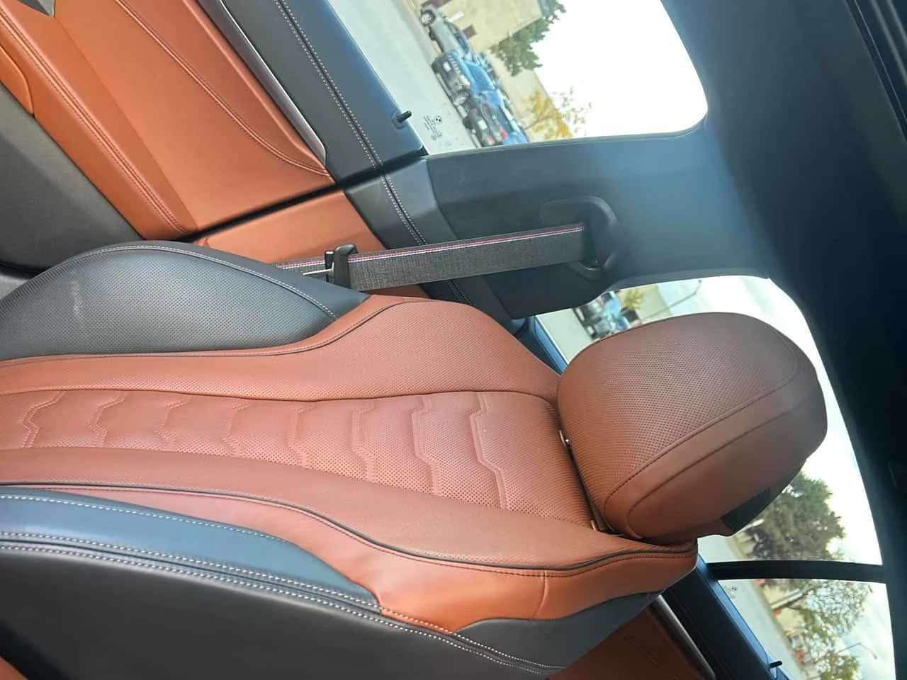 BMW 850 * M850i xDrive * CARFAX * ���� �� �� | Mobile.bg � ����������� 16