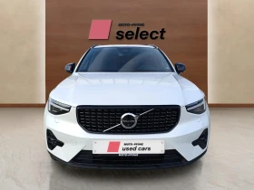 Volvo XC40 2, 0 B4, снимка 2