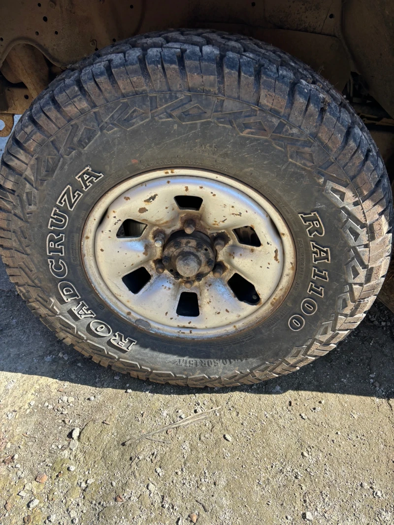 Toyota 4runner 2.5 , снимка 4 - Автомобили и джипове - 49399785