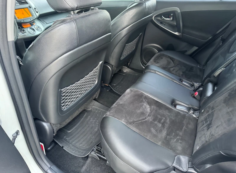 Toyota Rav4 2, 2D4D 150ps, 4x4, кожа, нави, авто, темпо, камер, снимка 15 - Автомобили и джипове - 52631003