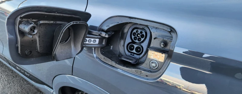 Audi Q6 Sportback e-tron Quattro, снимка 6 - Автомобили и джипове - 52664287