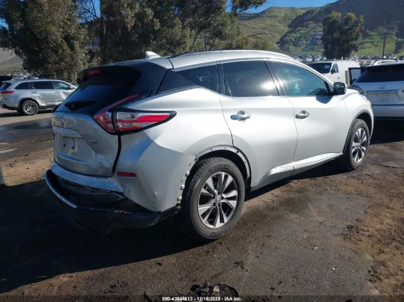 Nissan Murano 3.5L V-6 DOHC, VVT, 260HP Front Wheel Drive, снимка 10 - Автомобили и джипове - 53046849