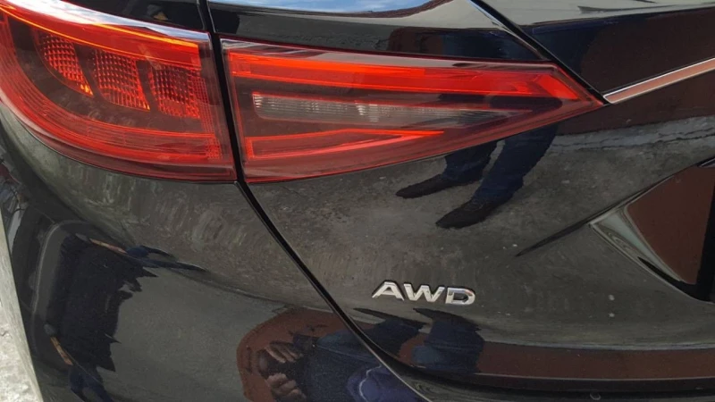 Infiniti QX30, снимка 6 - Автомобили и джипове - 53218056