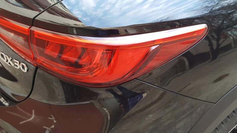Infiniti QX30, снимка 5 - Автомобили и джипове - 53218056