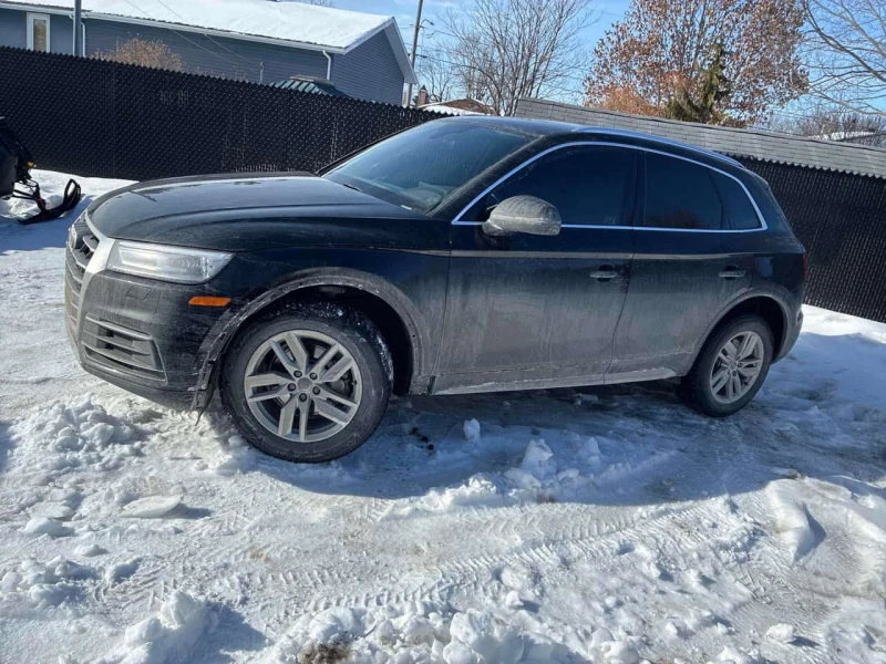 Audi Q5 Komfort * CARFAX * ПОДГРЕВИ, снимка 2 - Автомобили и джипове - 53542000