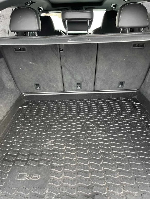 Audi SQ8 * 4.0 TFSI quattro * CARFAX * БЕЗ ПЪРВОНАЧАЛНА ВНО, снимка 8 - Автомобили и джипове - 53182413