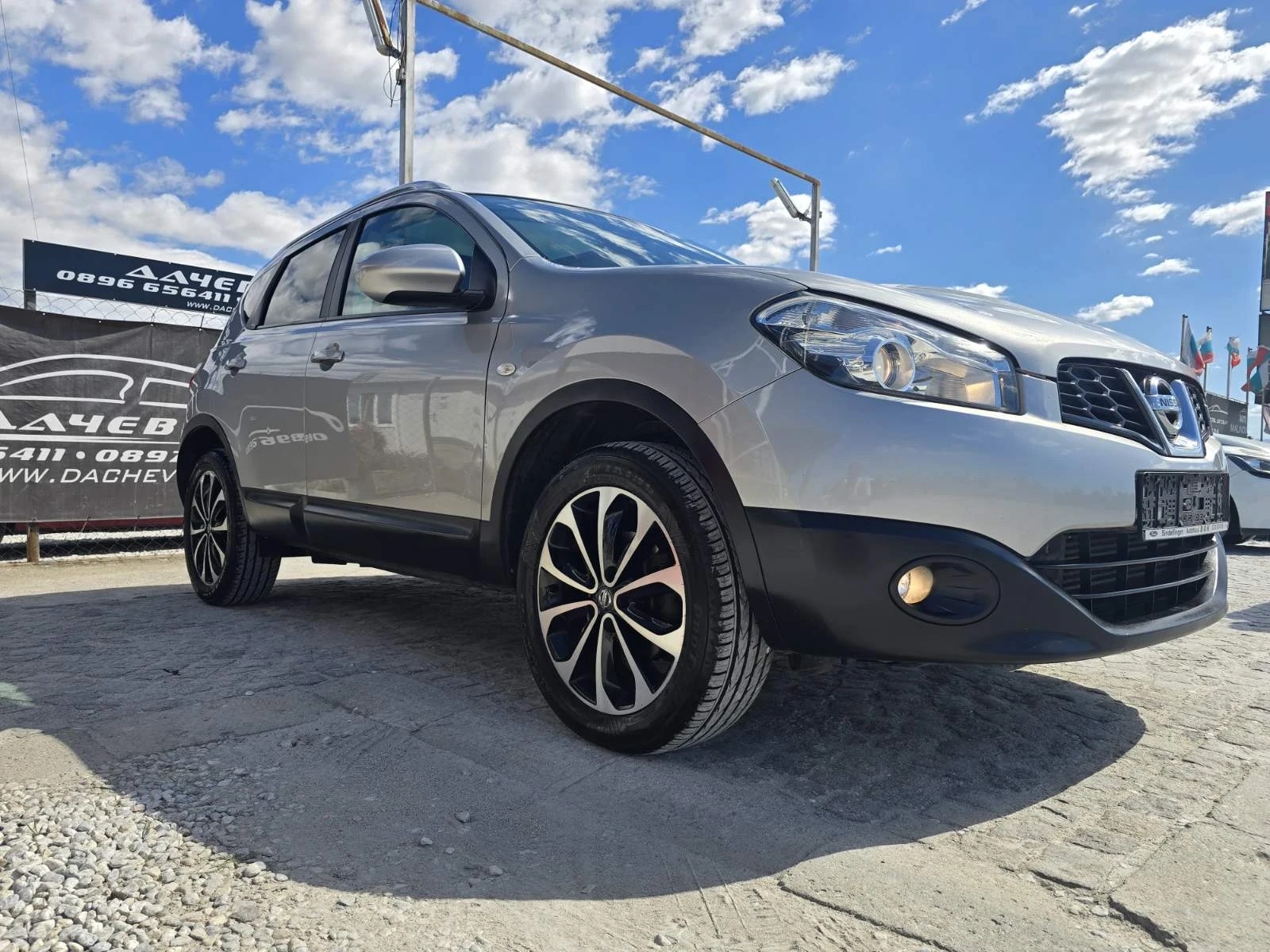 Nissan Qashqai 13г EURO 5 ПАНОРАМА КАМЕРА НАВИГАЦИЯ , снимка 1