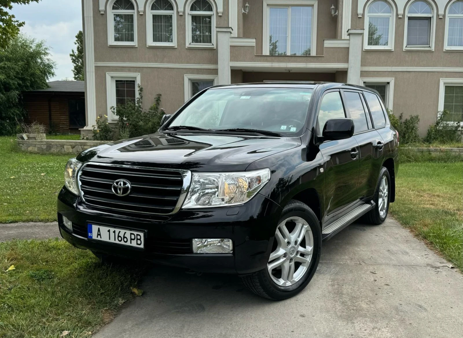 Toyota Land cruiser 200 - изображение 4