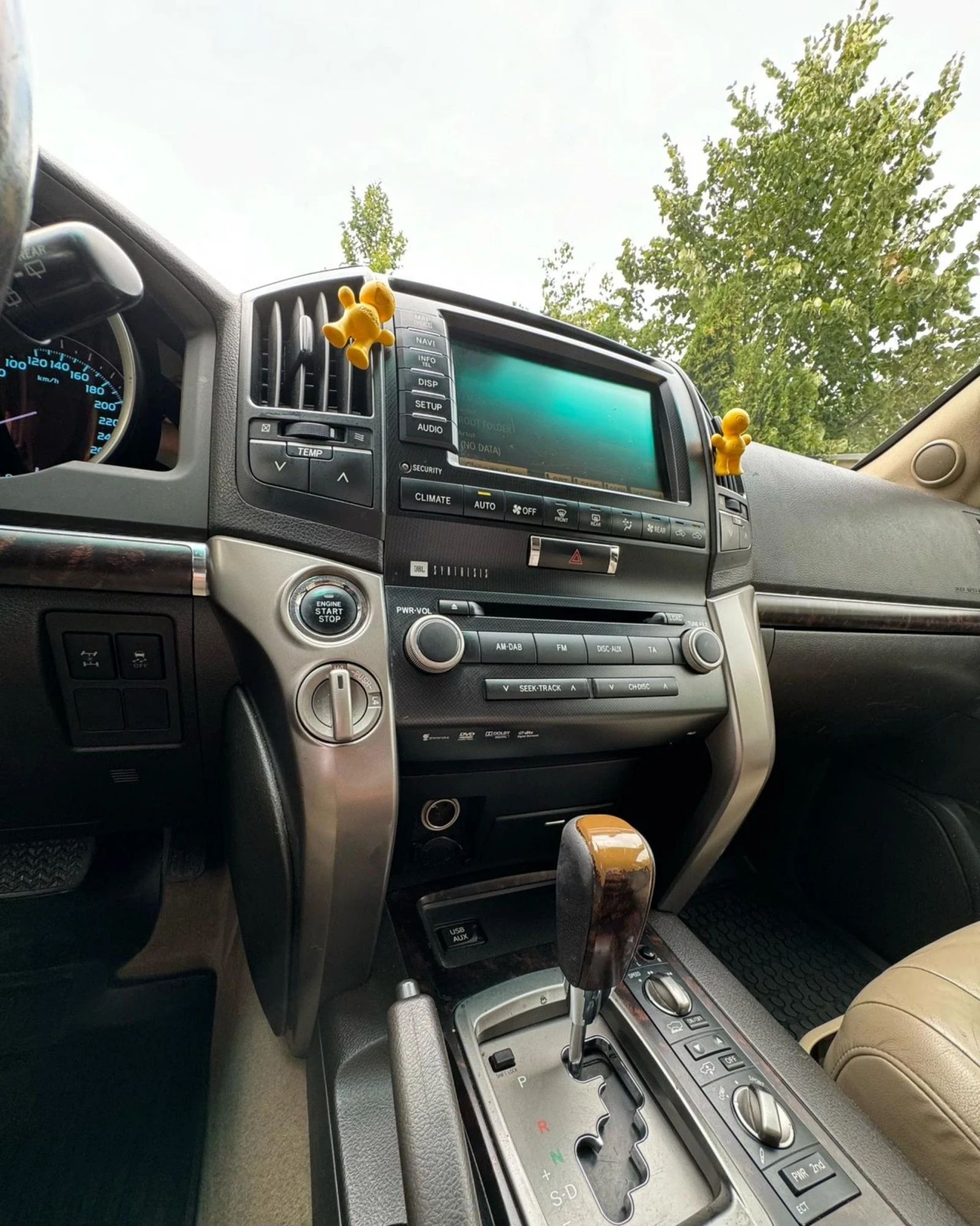 Toyota Land cruiser 200 - изображение 2