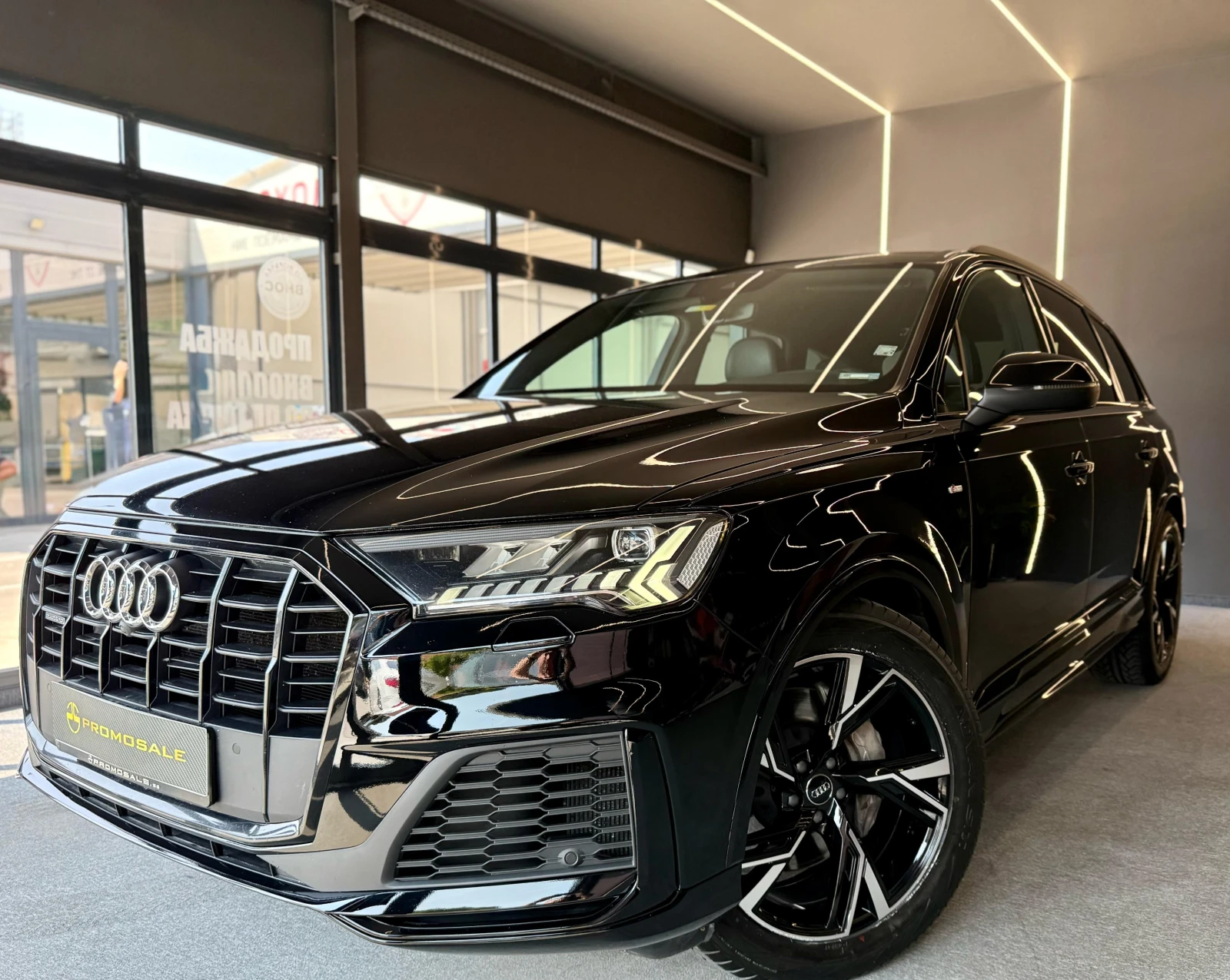Audi Q7 50 TDI* SoftClose* Лизинг* 3хS-line* 7 Местен - изображение 3