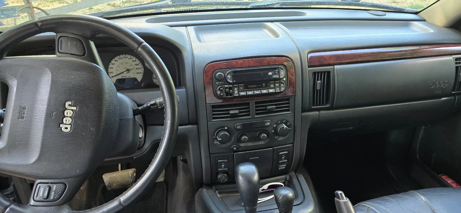 Jeep Grand cherokee  - изображение 2