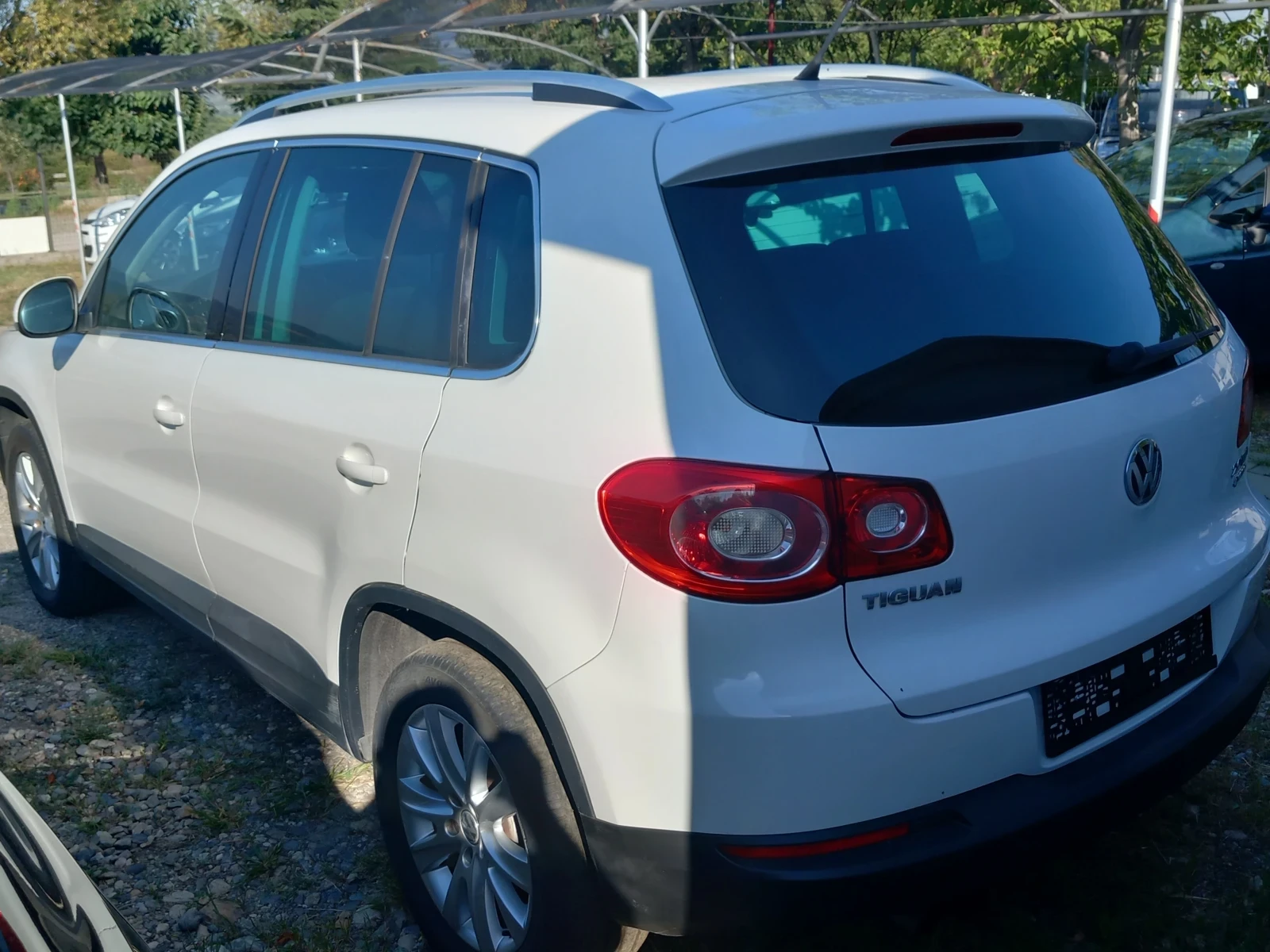 VW Tiguan 2.0. TDI 140 кс 4Х4 - изображение 3
