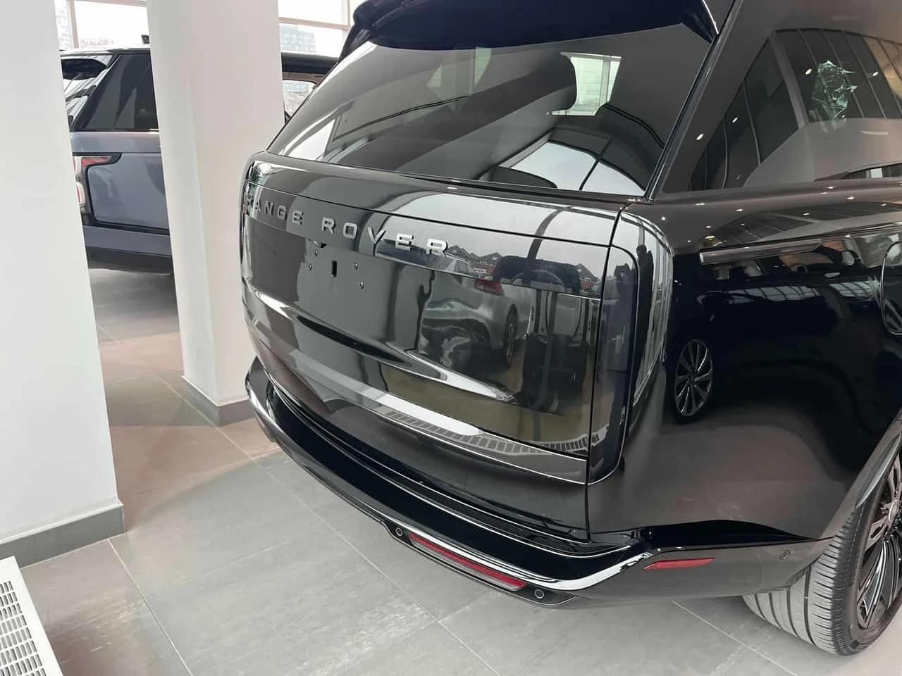 Land Rover Range rover * SE * CARFAX * ПРЕДСТАВИТЕЛСТВО * ПАНОРАМА, снимка 4 - Автомобили и джипове - 53946643