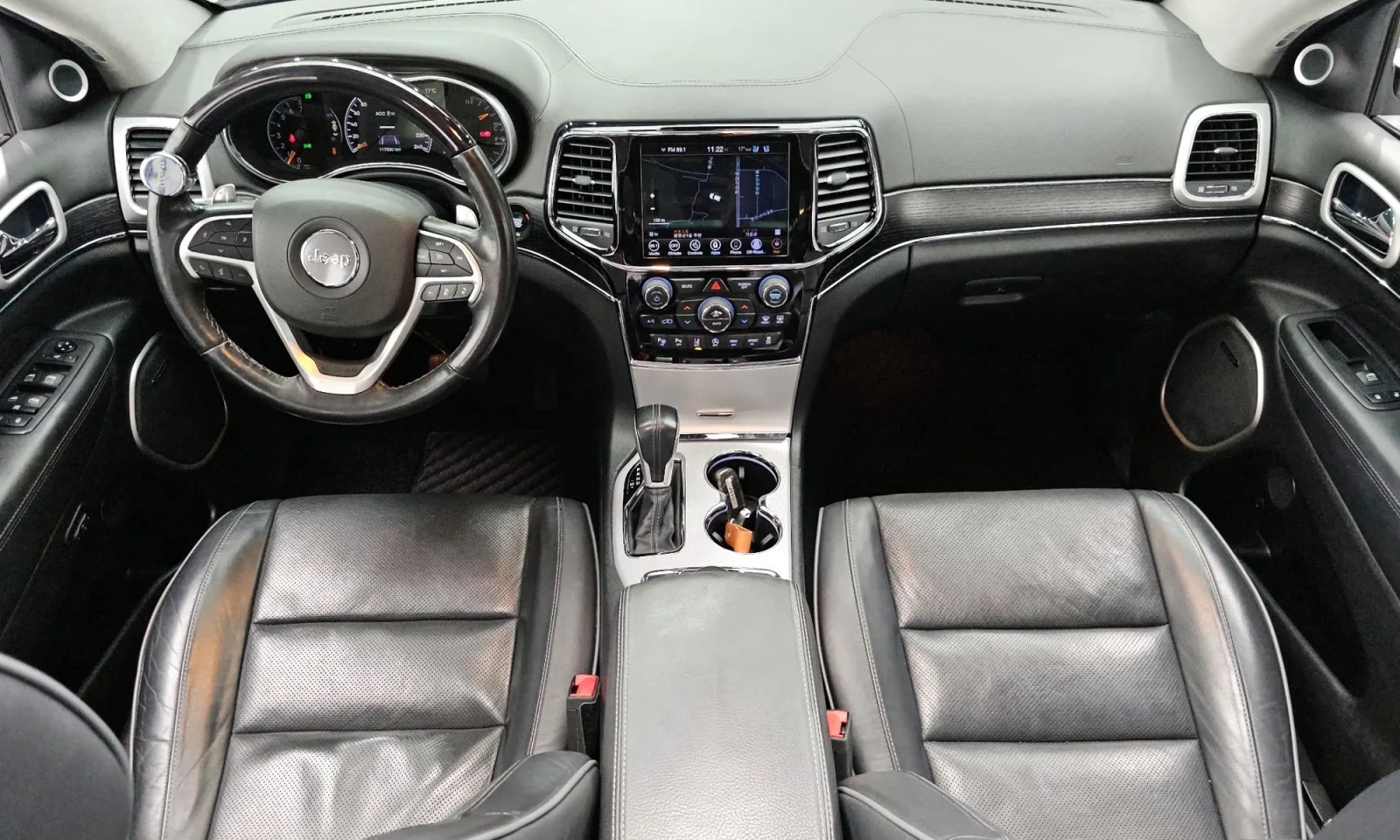 Jeep Grand cherokee SUMMIT* 3.6* DISTRONIC* ПАНОРАМА* ОБДУХВАНЕ, снимка 7 - Автомобили и джипове - 54421842