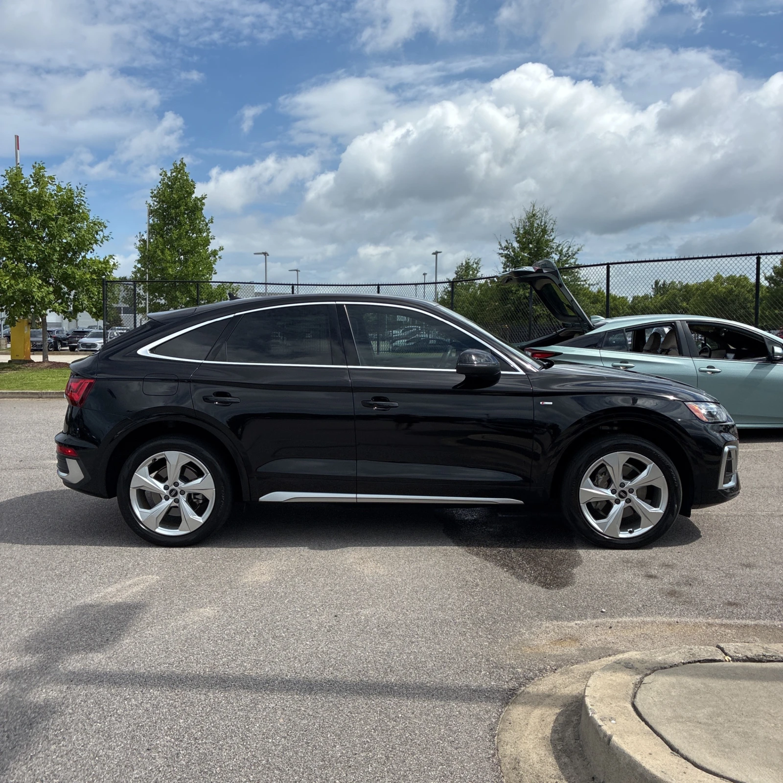 Audi Q5 Sportback * Пътува към България, снимка 7 - Автомобили и джипове - 55296156