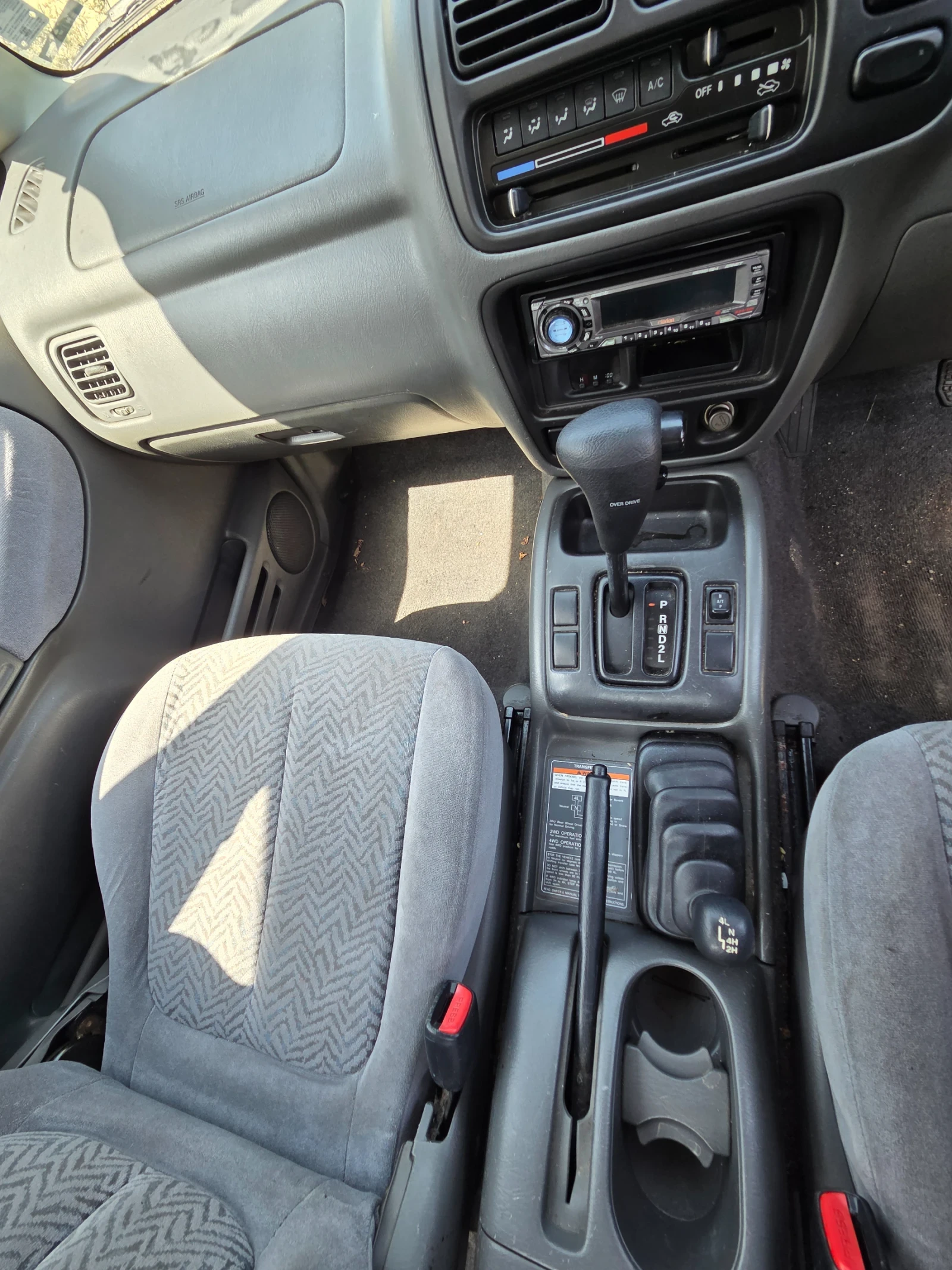 Suzuki Vitara, снимка 11 - Автомобили и джипове - 55904535