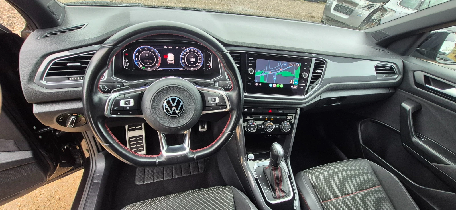 VW T-Roc 1.5 R-LINE, снимка 12 - Автомобили и джипове - 56729546