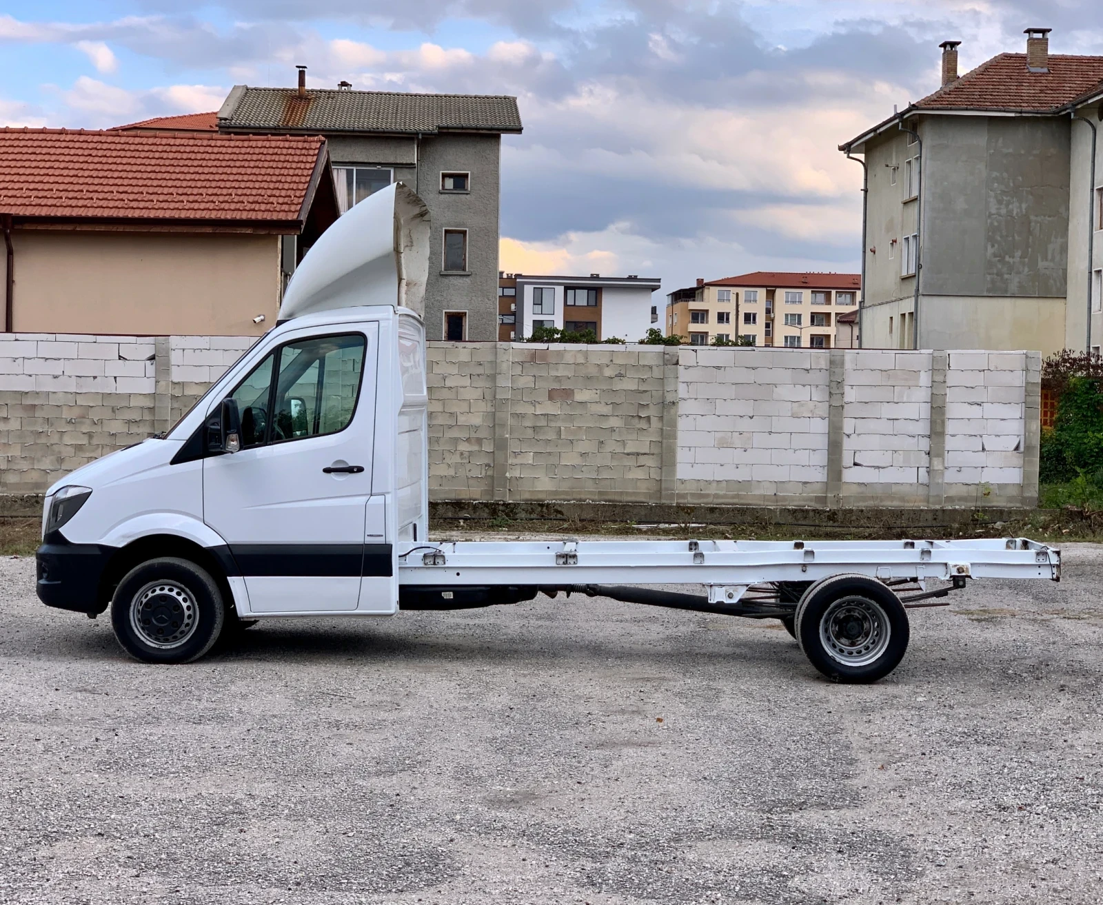 Mercedes-Benz Sprinter 4.30м. МЕЖДУОСИЕ* EURO 6* FACELIFT* ТОП СЪСТОЯНИЕ - изображение 4