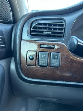 Subaru Legacy, снимка 12