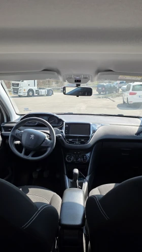 Peugeot 208, снимка 9