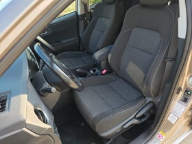 Toyota Auris 1.6i 132k.c EURO 5B , снимка 10