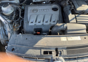 VW Sharan 2.0tdi adblue автомат, снимка 7 - Автомобили и джипове - 39677052