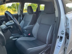 Обява за продажба на Toyota Auris ~16 800 лв. - изображение 9