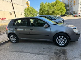 Обява за продажба на VW Golf 1.6 бензин гаражен автомобил като нов  ~5 500 лв. - изображение 2