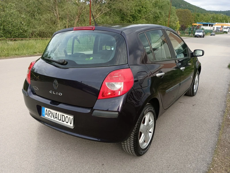 Renault Clio 1.2i 90 000км, снимка 7 - Автомобили и джипове - 45482920