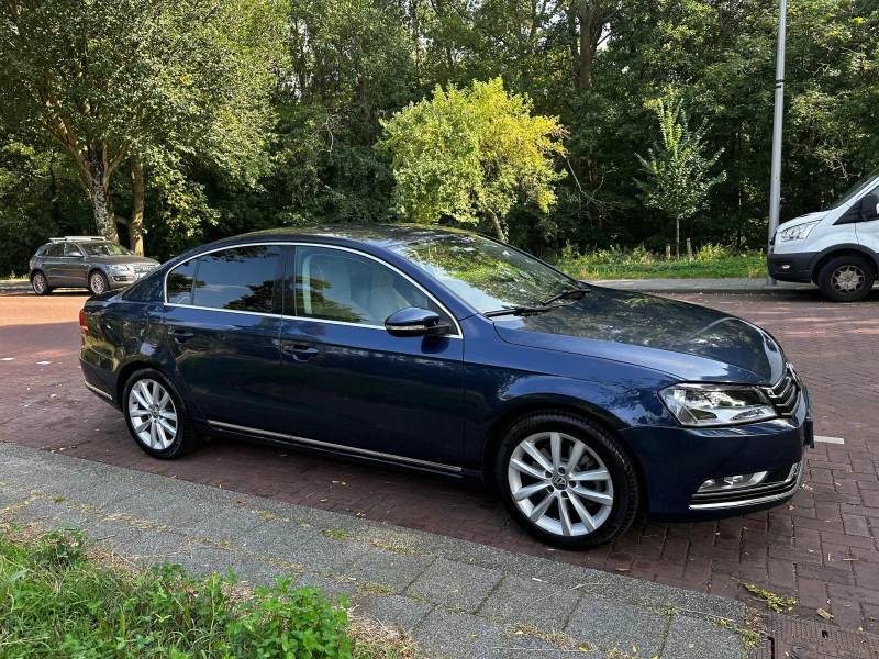 VW Passat, снимка 2 - Автомобили и джипове - 47249024