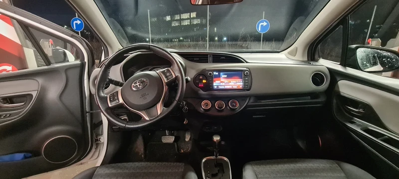 Toyota Yaris 1.33, снимка 7 - Автомобили и джипове - 49042116