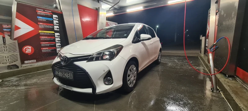 Toyota Yaris 1.3, снимка 1 - Автомобили и джипове - 49042116