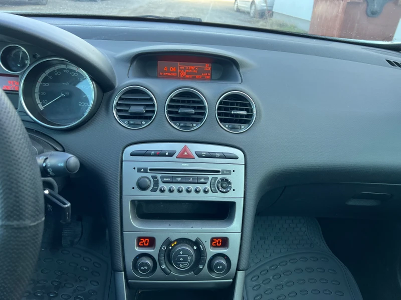 Peugeot 308 2.0 HDi, снимка 9 - Автомобили и джипове - 49065524