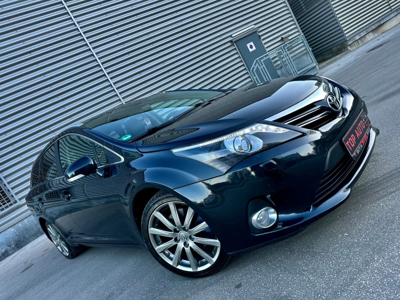 Toyota Avensis Executive/Facelift/D-Cat/LED/NAVI/PANO/CAMERA/, снимка 1 - Автомобили и джипове - 49396817