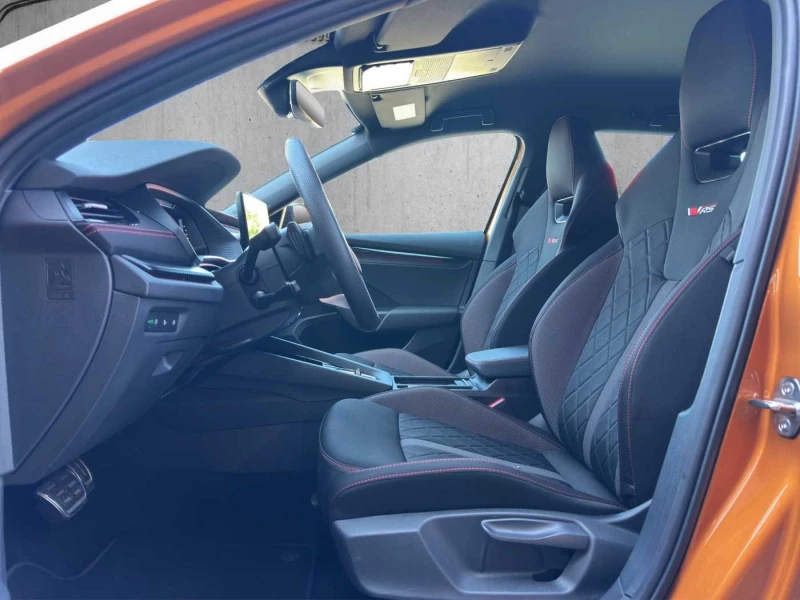 Skoda Octavia RS 2.0 TSI DSG COMBI MATRIX-LED CAMERA , снимка 6 - Автомобили и джипове - 52180367