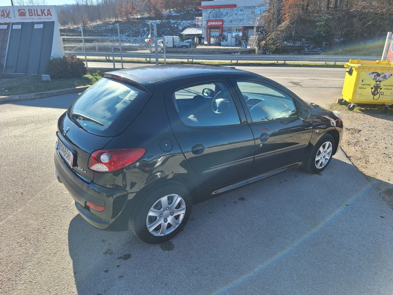 Peugeot 206 1.4i, снимка 9 - Автомобили и джипове - 52933737