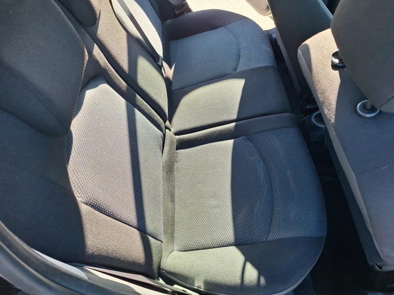 Peugeot 206 1.4i, снимка 14 - Автомобили и джипове - 52933737