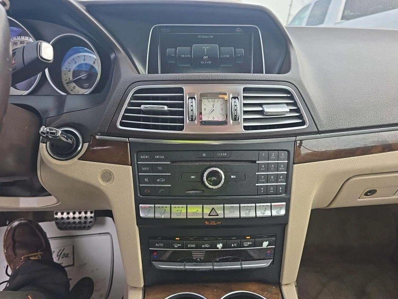 Mercedes-Benz E 400, снимка 10 - Автомобили и джипове - 53260265