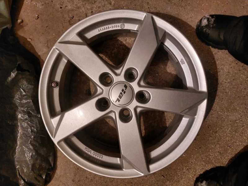 VW Passat B7, снимка 16 - Автомобили и джипове - 53261656