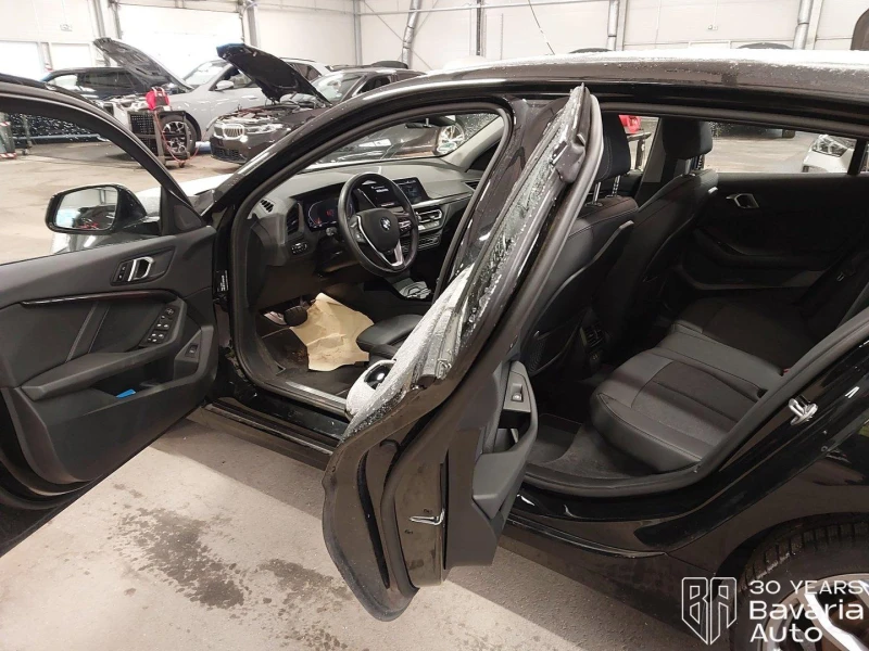 BMW 120 i Steptronic Sport Line, снимка 5 - Автомобили и джипове - 53287876