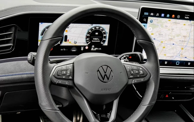 VW Passat Variant 2.0 TDI 4Motion = R-Line = Гаранция - изображение 5