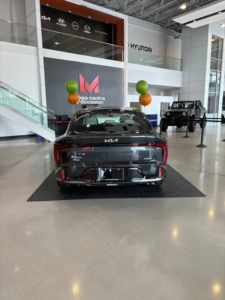 Kia K4 * GT LINE* CARFAX * ОТ ПРЕДСТАВИТЕЛСТВО - изображение 6