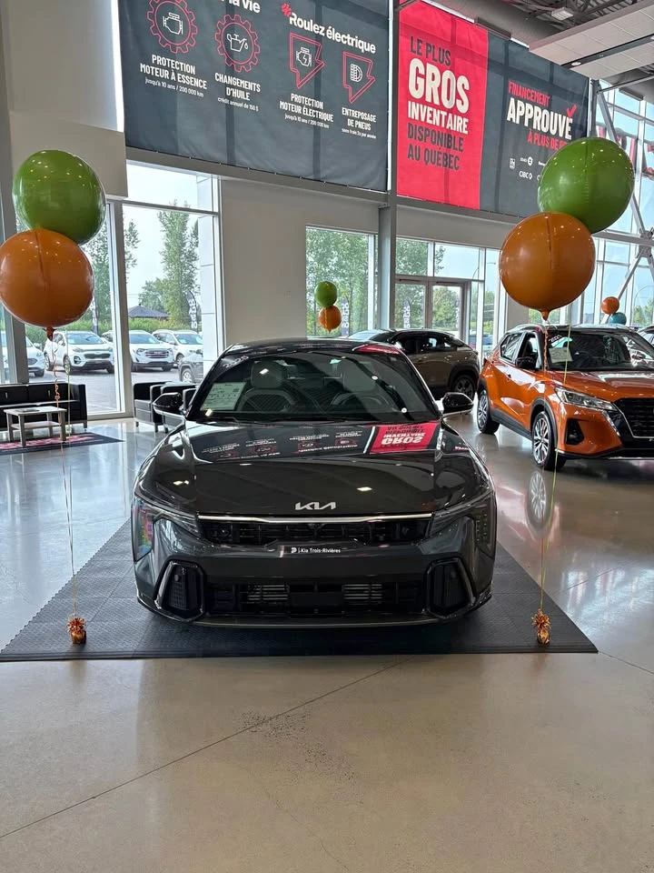 Kia K4 * GT LINE* CARFAX * ОТ ПРЕДСТАВИТЕЛСТВО - изображение 3