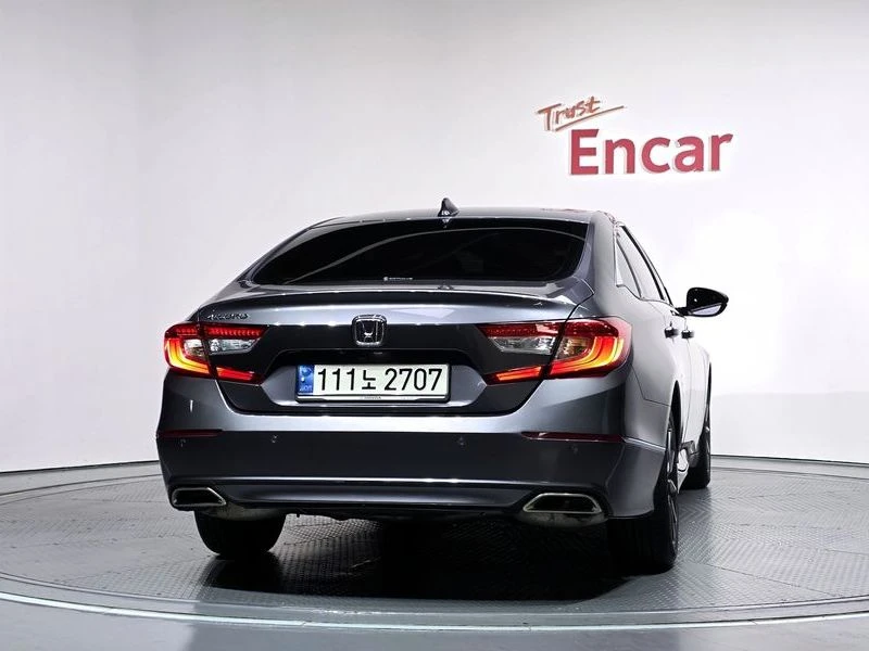 Honda Accord 1.5 Automatic, снимка 4 - Автомобили и джипове - 55905877