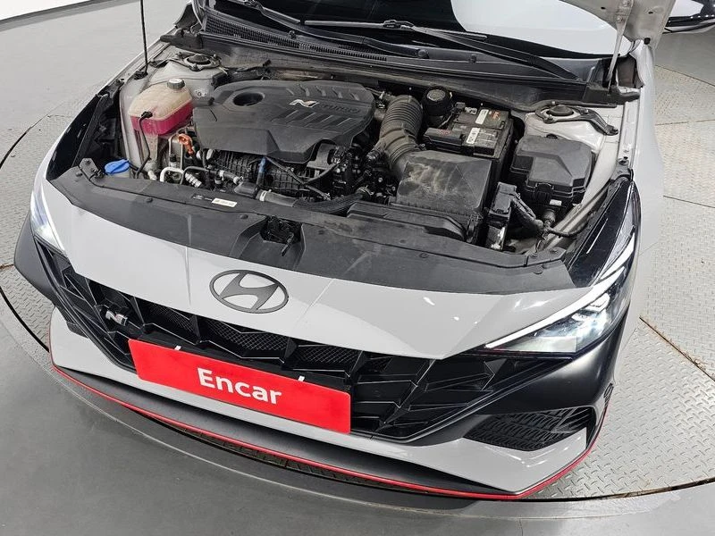 Hyundai Elantra 2.0 N| 150к.с., снимка 6 - Автомобили и джипове - 56130135