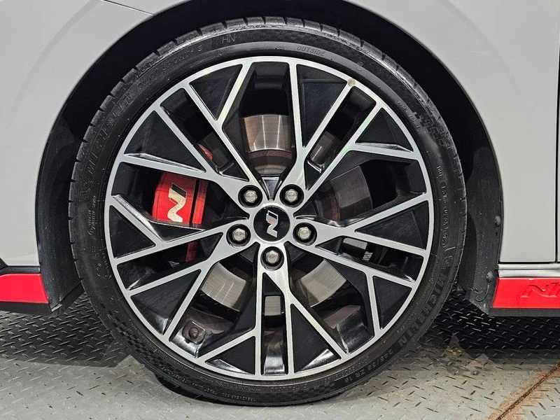 Hyundai Elantra 2.0 N| 150к.с., снимка 5 - Автомобили и джипове - 56130135