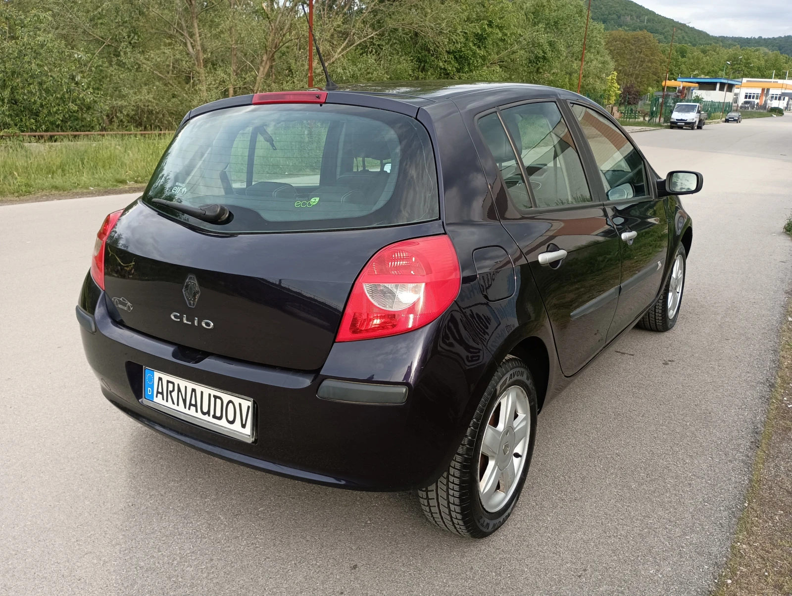 Renault Clio 1.2i 90 000км - изображение 7