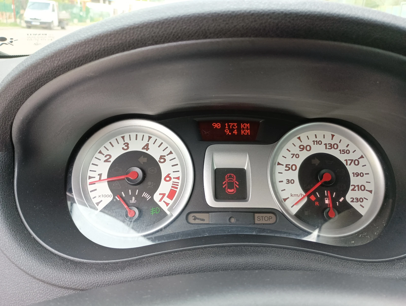 Renault Clio 1.2i 90 000км | Mobile.bg — изображение 13