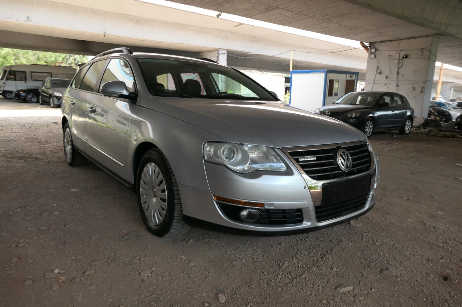 VW Passat 1.9TDI 105кс NAVI АВТОПИЛОТ COMFORTLINE - изображение 9