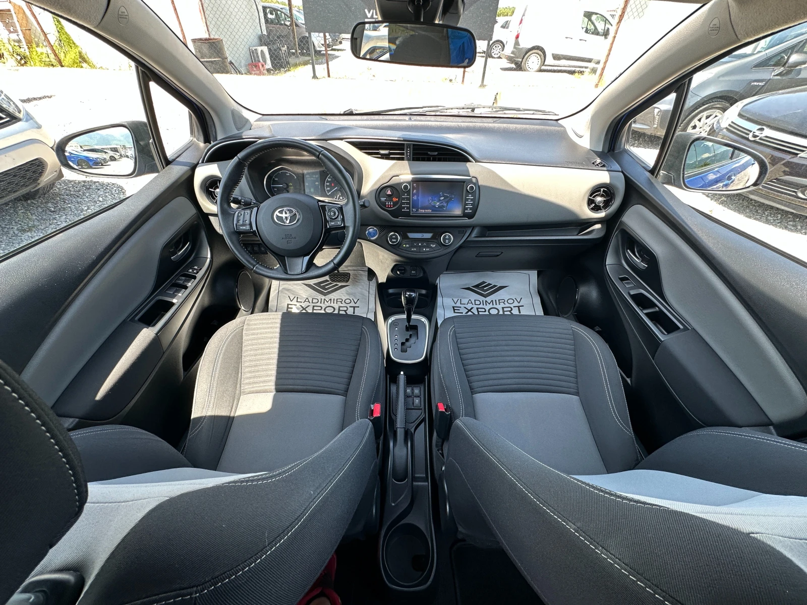 Toyota Yaris 1.5 Hybrid E6B FACE - изображение 9